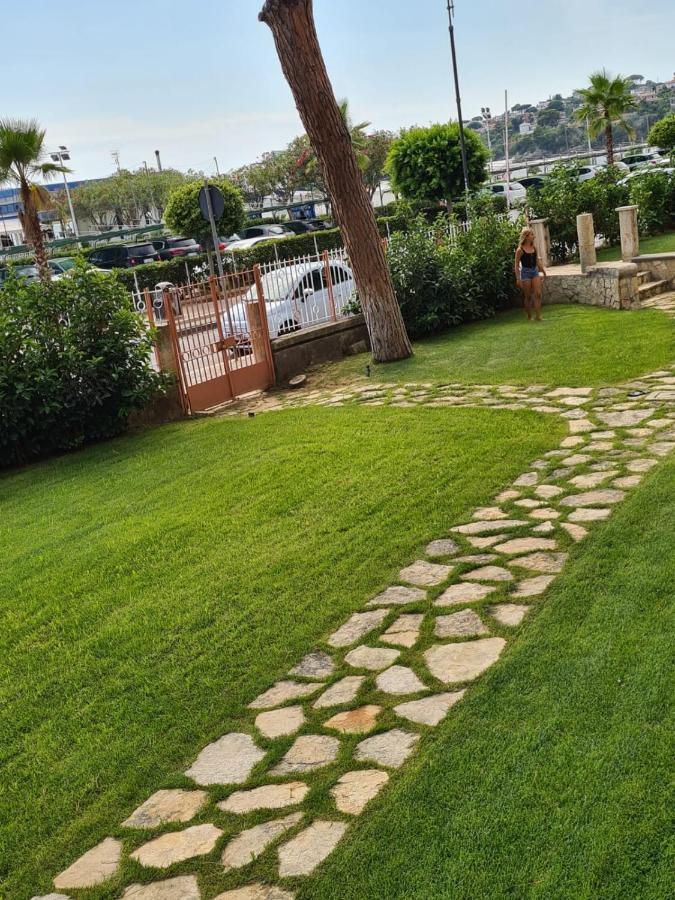 La Pioggia Nel Pineto Apartman Gaeta Kültér fotó